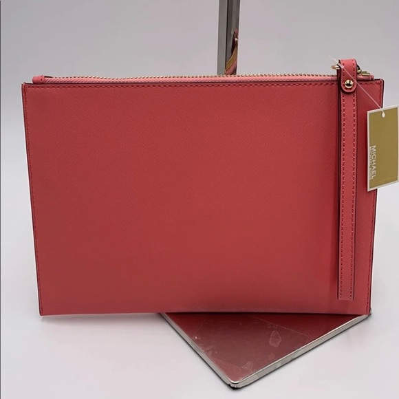 Michael Kors Wristlet - Picture 2 of 4